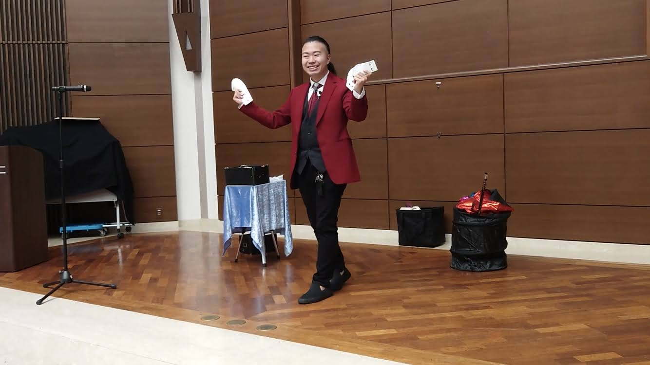 面白い学校イベントのアイディア40選 マジックショーの画像